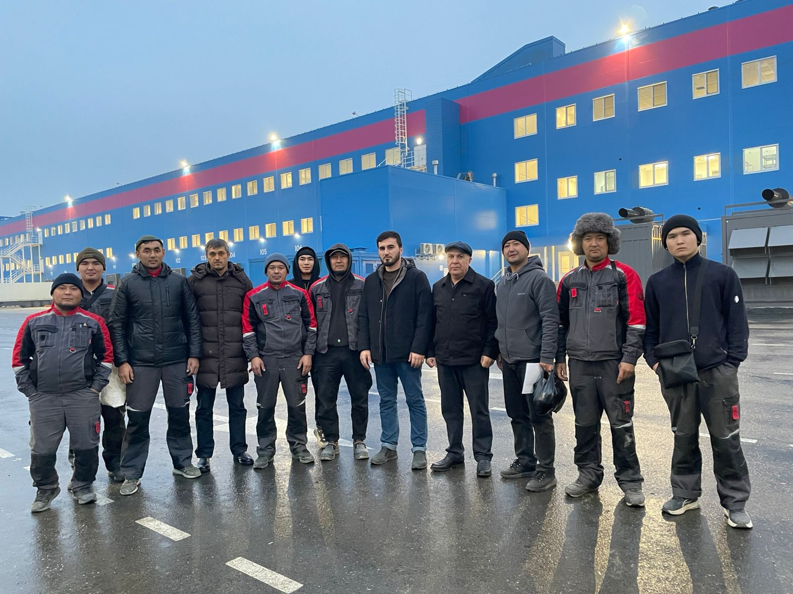 Иностранным гражданам, работающим в Кумторкалинском районе, рассказали правила пребывания в России